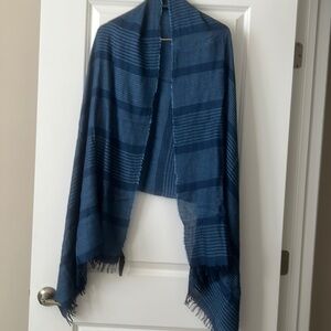 BLUE EILEEN FISHER SCARF